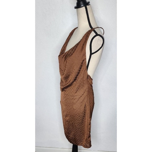 NWT Princess Polly Lenny Mini Dress Brown Polka Dot Sexy Size 8 - Picture 4 of 13